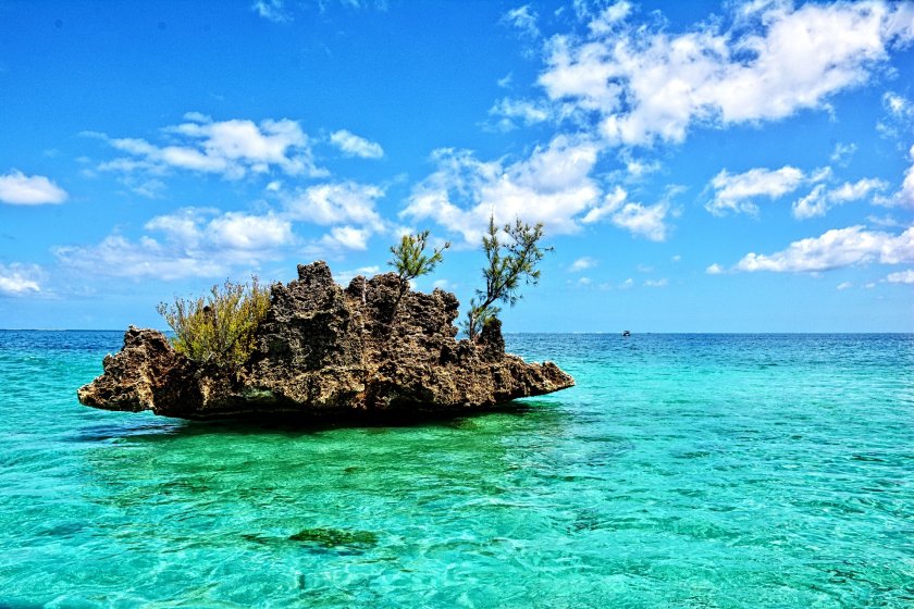 crystal rock le morne